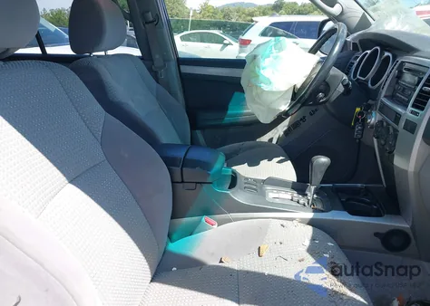 2004 Toyota 4Runner Sr5 V6 из США, поврежденный, VIN JTEBU14R140054890